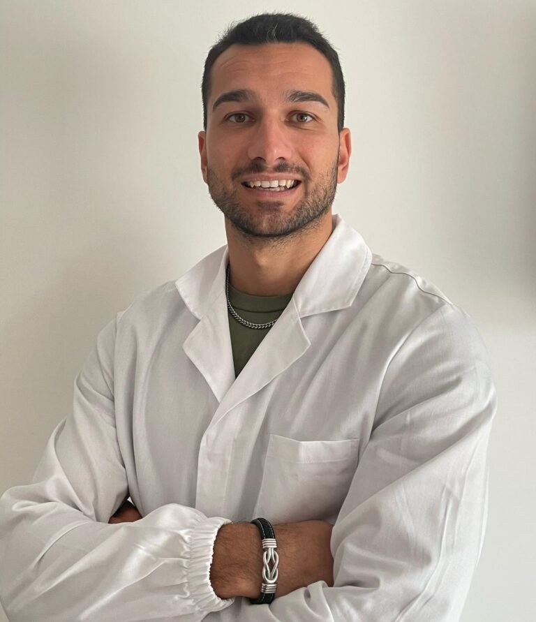 Manuel Liberti è un biologo, nutrizionista e chinesiologo