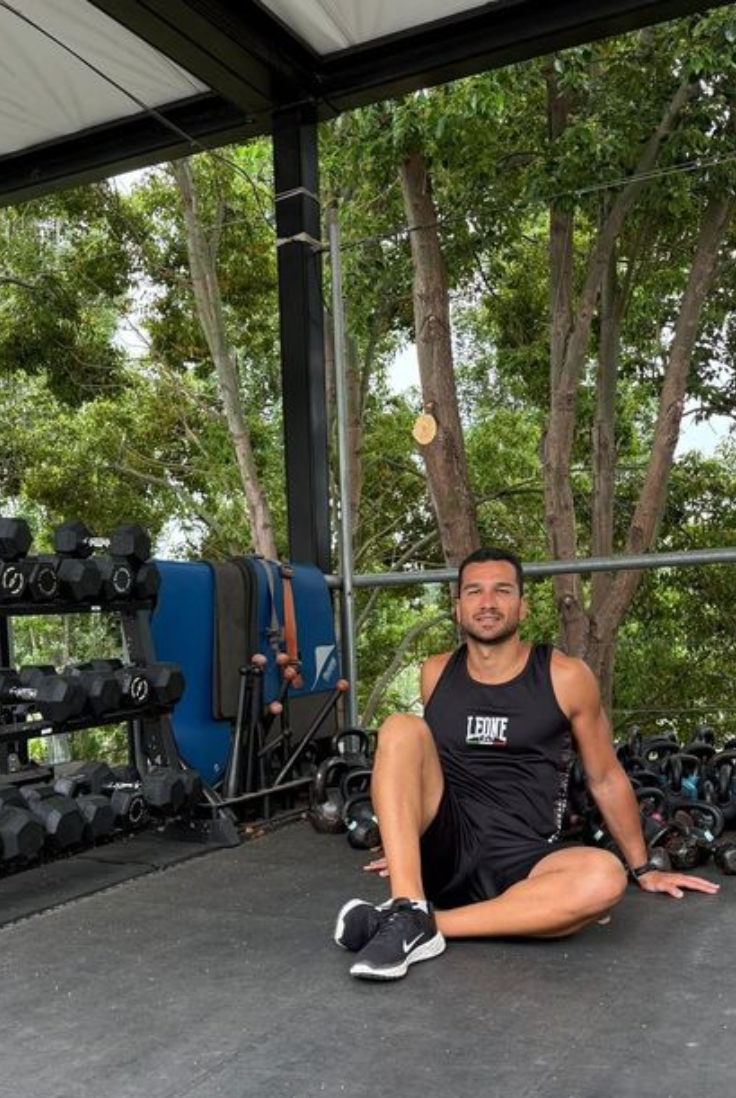 Manuel Liberti in palestra per lezioni di fitness